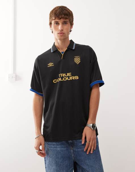 Umbro boxy football shirt in black - view 1