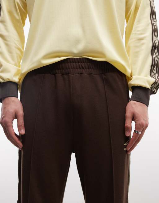 Umbro – Bruna träningsshorts med revärer, 3 av 5