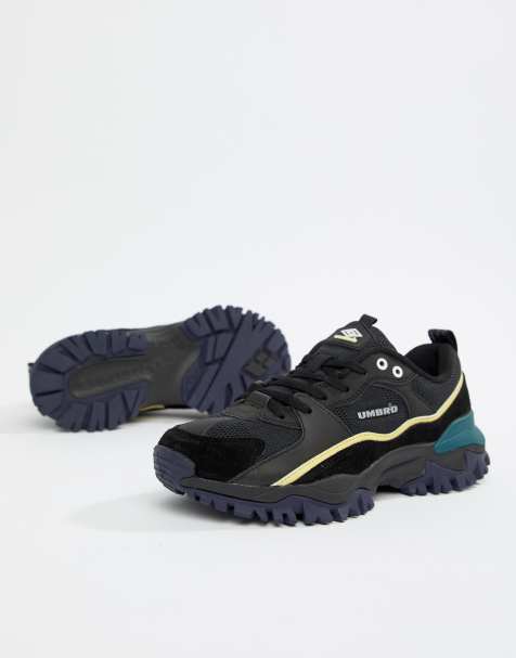 Umbro Bumpy Sneakers in Black