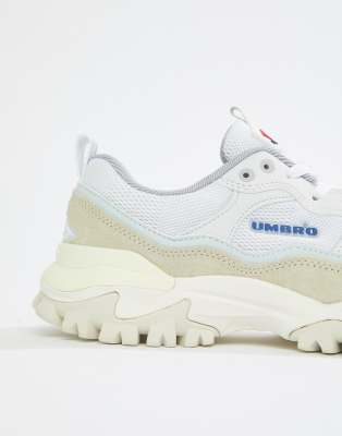 umbro runner trainer