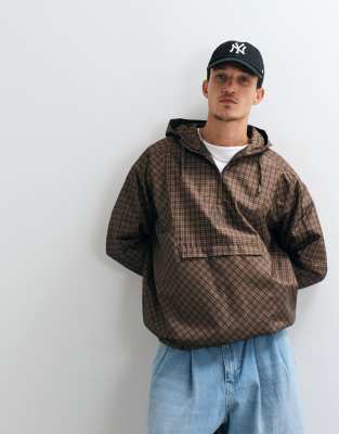 Umbro Cagoule In Brown