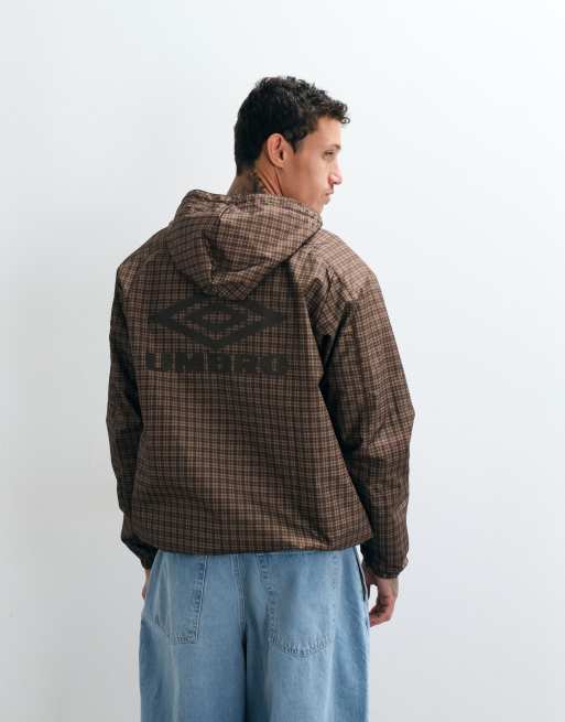 Umbro Cagoule in brown check, 5 of 5