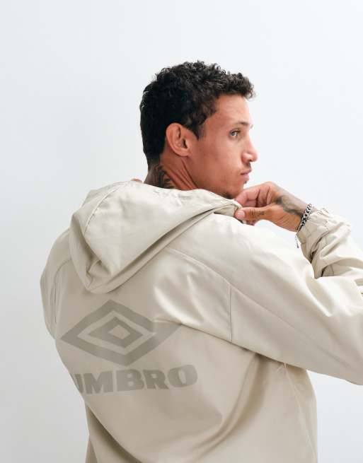 Umbro Cagoule in off white, 2 of 5