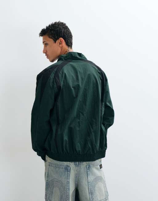 Umbro - chaqueta de chándal holgada en verde y negro, 5 de 5