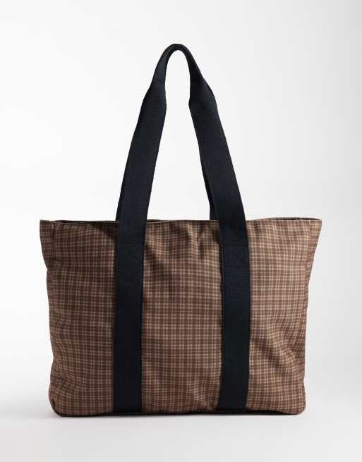 Umbro Checked Canvas tote bag in brown check, 4 of 4