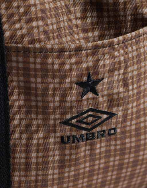 Umbro Checked Canvas Tote in brown check, 3 of 4