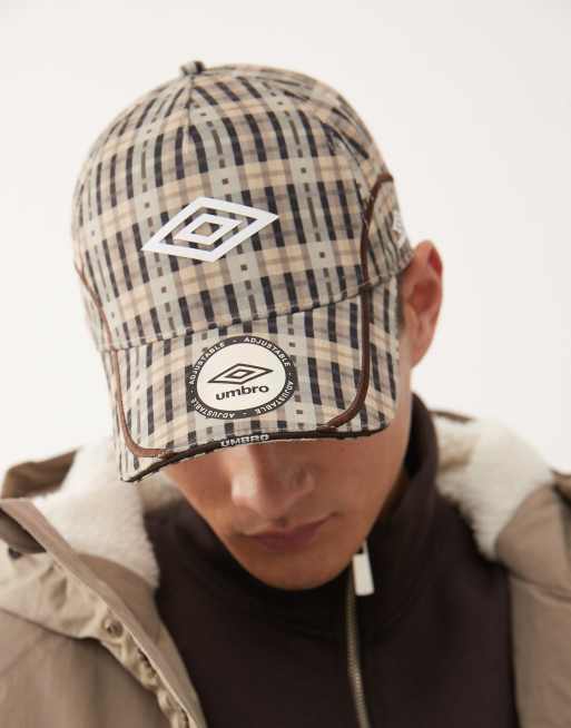 Umbro checked print logo cap in beige