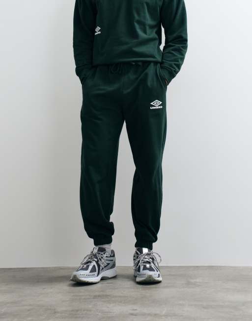 Umbro Culture Jogger in green, 2 of 5
