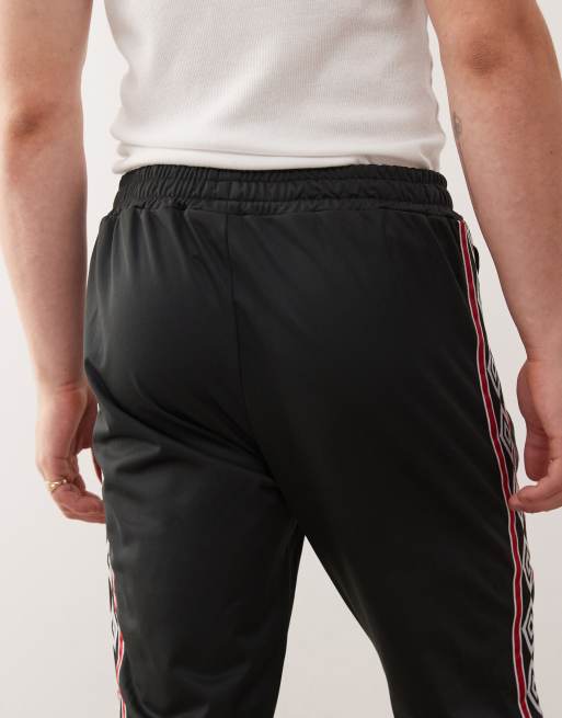 Umbro – Czarne dresowe spodnie z taśmami, 5 z 5
