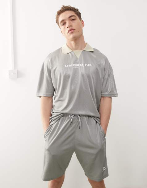 Umbro football shirt jersey t-shirt in silver
