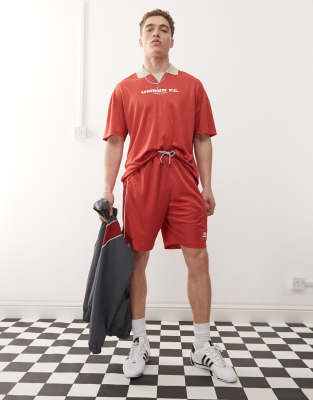 Umbro Umbro football shorts in red