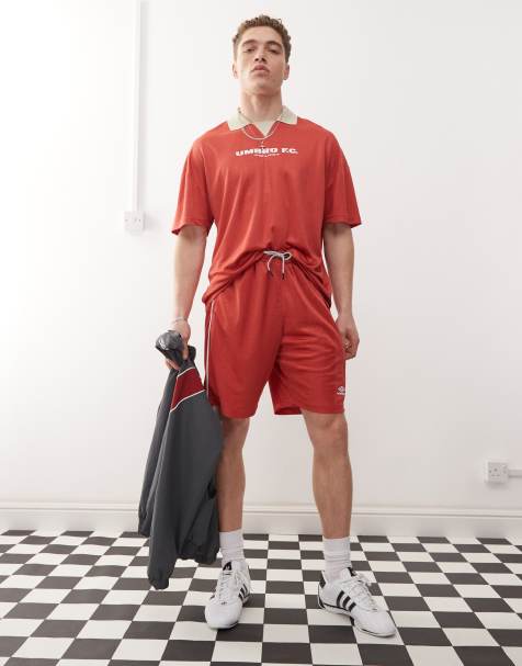 Umbro football shorts in red