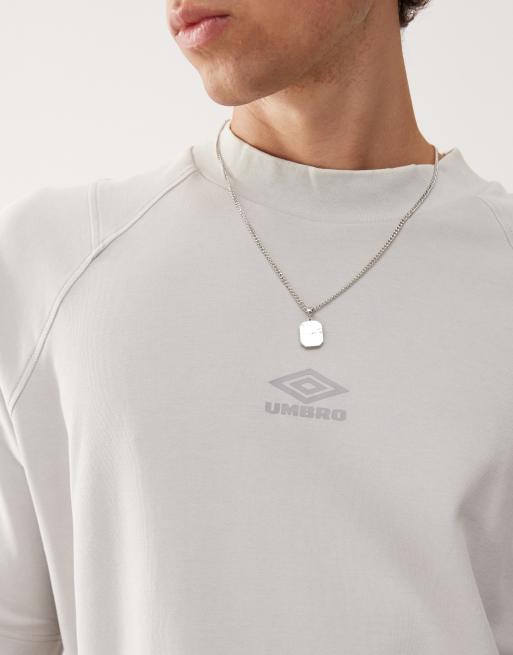 Umbro - Forvasket grå og blå T-shirt med høj hals og firkantet pasform, 4 af 5