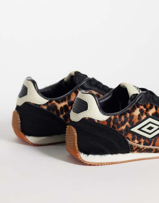 Umbro Gorton sneakers i ruskind i sort og leopardprint, 2 af 5