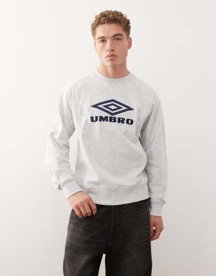 Umbro Umbro iconic sweat in grey