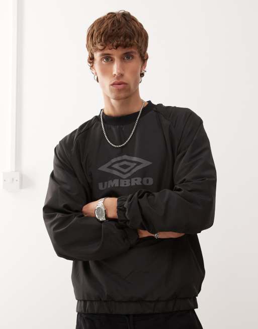 Umbro - Omkeerbare top met ronde hals in zwart, 3 van 5