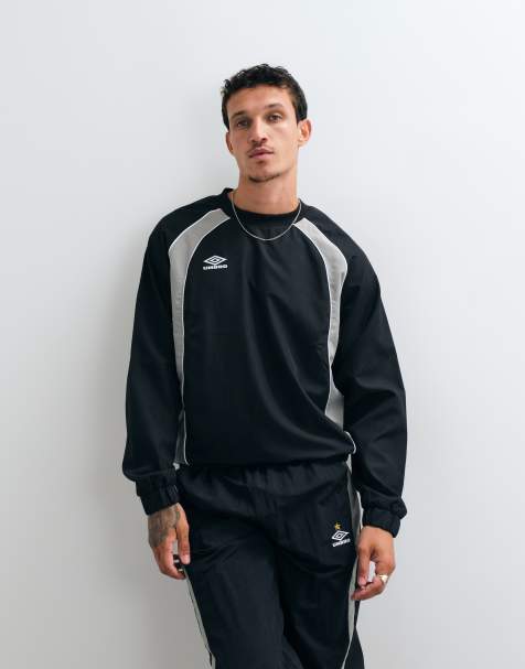 Umbro Paneled Sweatshirt in black - view 1