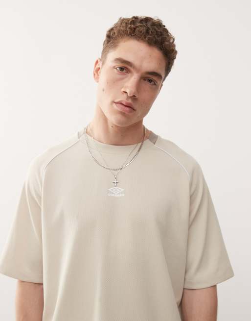 Umbro panelled mesh t-shirt in beige