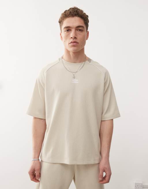 Umbro panelled mesh t-shirt in beige