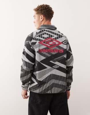 over print UMBRO * OVER PRINT MA-1 BLACK Umbro printed drill top