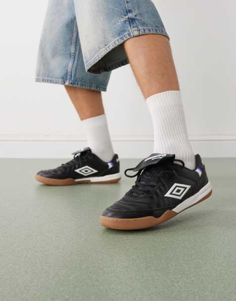 Umbro – Speciali – Leder-Sneaker in Schwarz - view 1