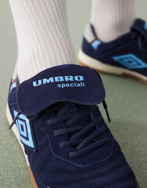 Umbro Speciali Sneakers in camoscio blu navy ASOS