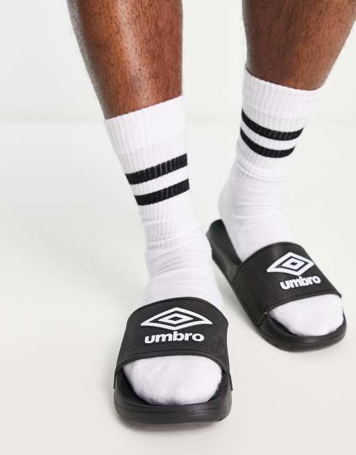 Umbro Squadra Claquettes Noir et blanc ASOS