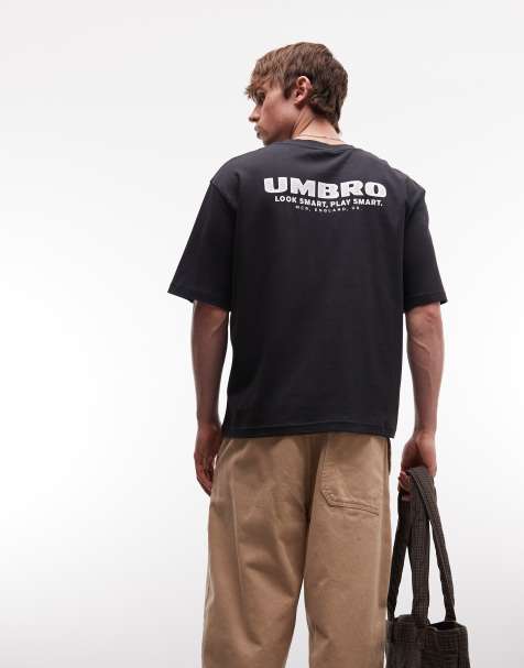 Umbro - T-shirt nera con grafica sul petto - view 1