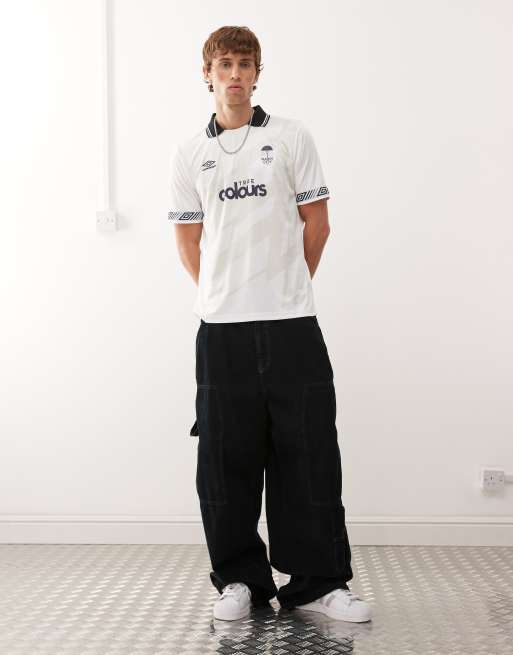 Umbro taped football shirt in white, 2 of 5