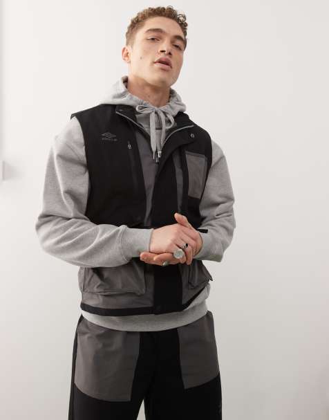 Umbro - Veste sans manches à poches multiples - Noir et gris - view 1