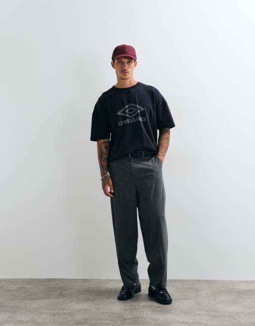 Umbro Washed Boxy Tee in black, 2 of 5