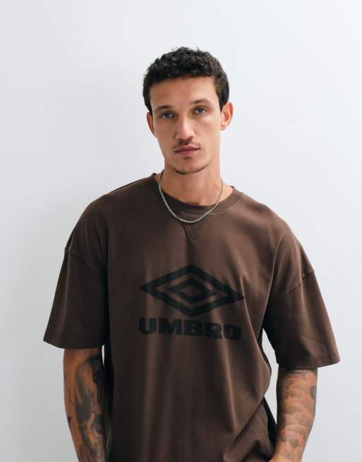 Umbro Washed Boxy Tee in brown, 2 of 5