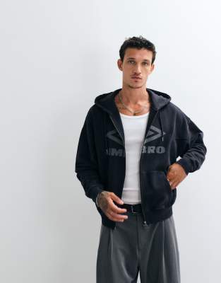 Umbro Washed Zip Through Hoodie In Black