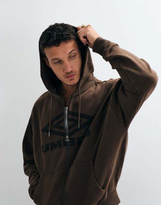 Umbro Washed Zip Through Hoodie in brown, 4 of 5