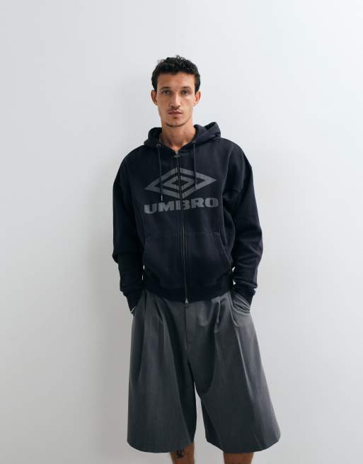 Umbro Washed Zip Up Hoodie in black, 5 of 5