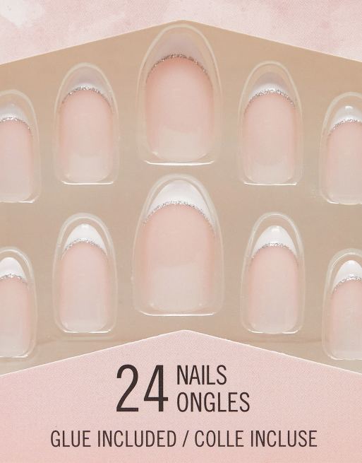 Uñas postizas Luxe Looks de Elegant Touch: Modelo French Fancy You, 4 de 4
