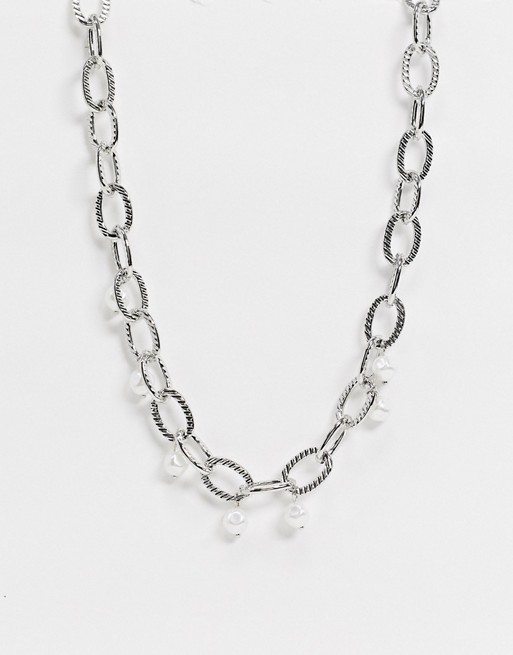 Uncommon Souls oval link neckchain choker in silver with pearl pendants
