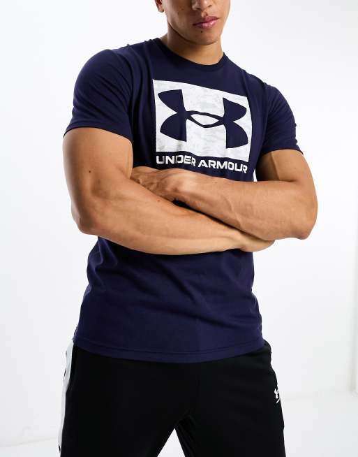 Under Armour - ABC - T-shirt met omkaderd logo met camouflageprint in marineblauw