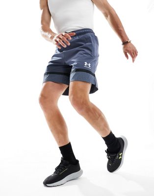 Under Armour Accelerate Off-Pitch short in grey