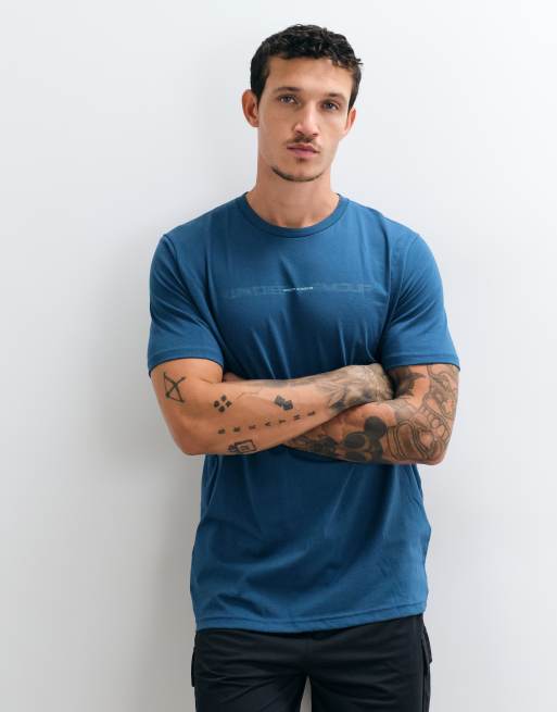 Under Armour - camiseta de manga corta con estampado trasero en azul, 3 de 5