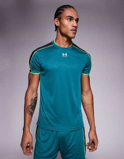 Under Armour Challenger training short sleeve t-shirt in rack green - view 1