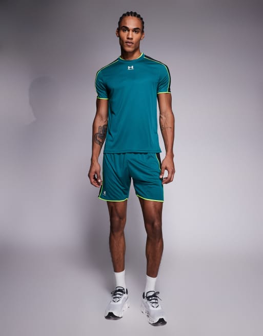 Under Armour Challenger training short sleeve t-shirt in rack green, 2 of 5
