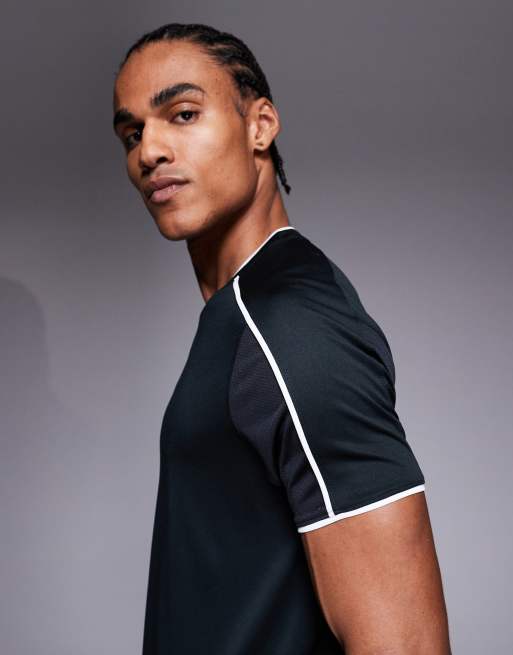 Under Armour - Challenger - Trainingsshirt met korte mouwen in zwart, 4 van 5