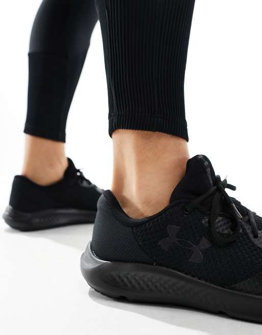 Under armour cheap all black trainers