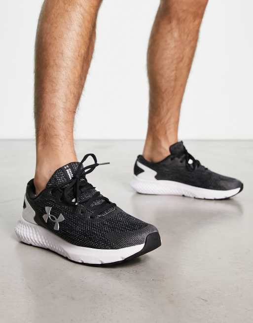 shoes Under Armour Charged Rogue 3 Knit - Black/Metallic Gold - men´s 