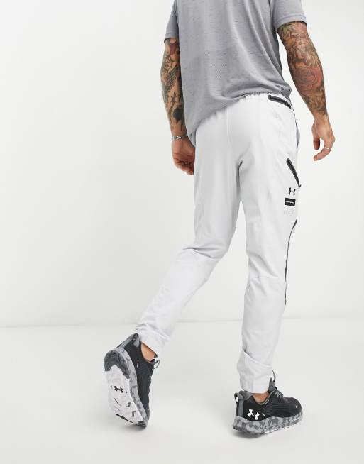 Under Armour 'MOVE' Mens Summit White Flat Front Pants $75