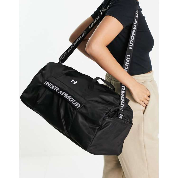 Duffel bag hotsell under armour