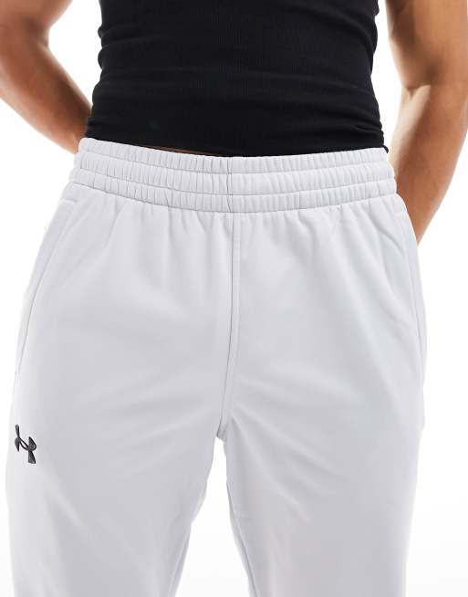 Under armour outlet jogger shorts