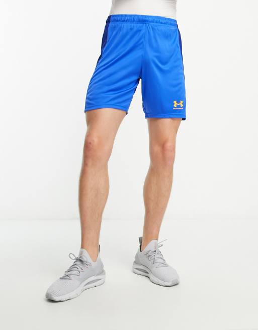 Under Armour Football Challenger Shorts in Blau ASOS