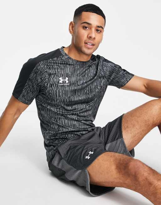 Under Armour Football Challenger t-shirt in black scratch print | ASOS